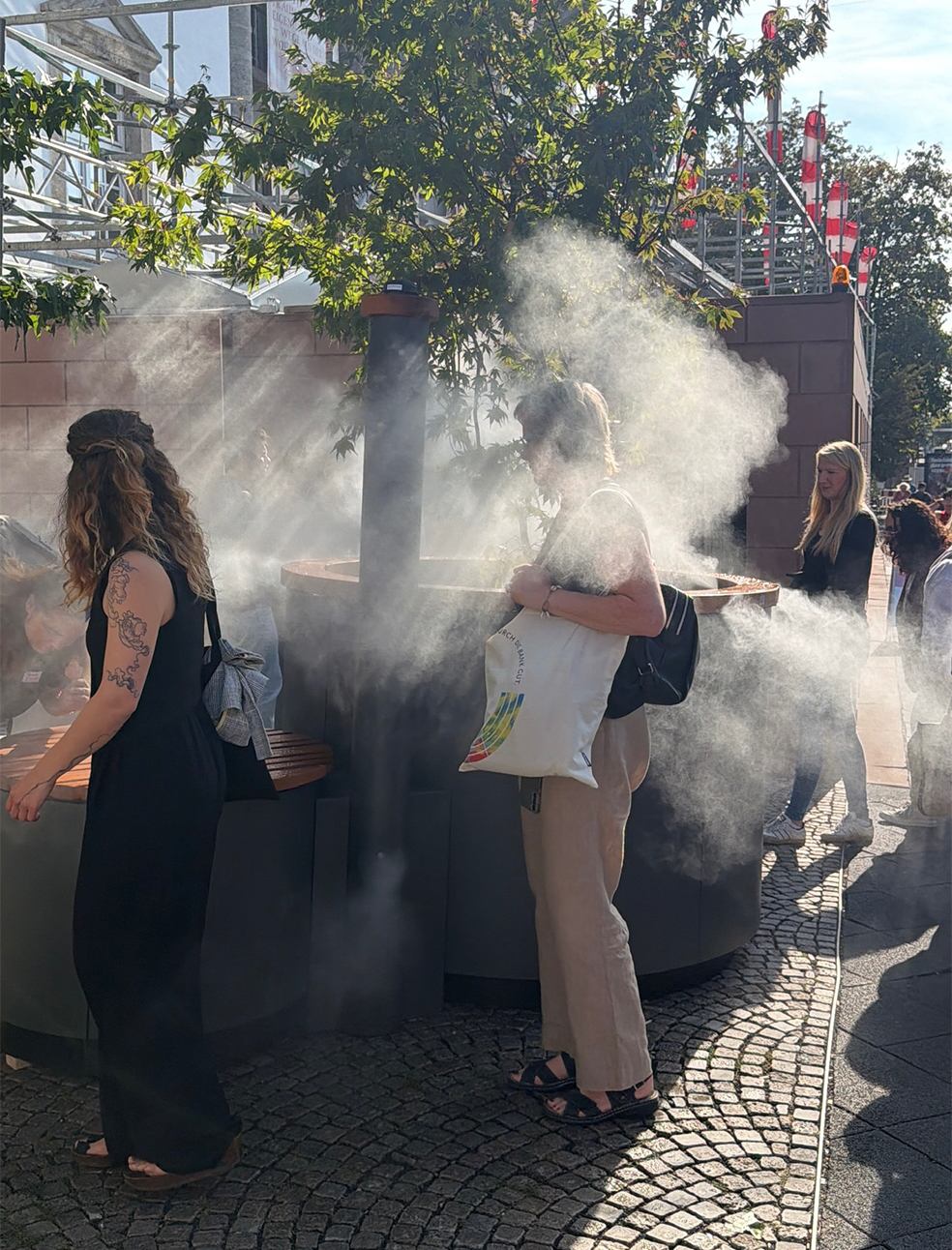 Nebelkühlung der CoolTown-Demo vor dem DAM