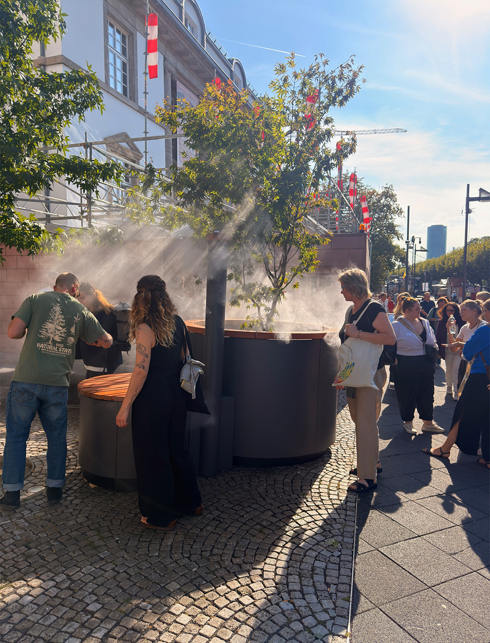 Nebelkühlung der CoolTown-Demo vor dem DAM