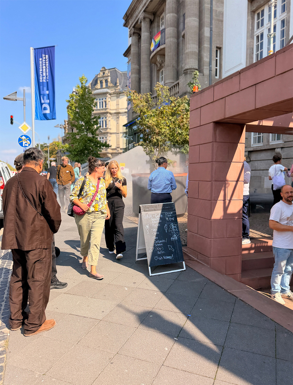 Nebelkühlung der CoolTown-Demo vor dem DAM