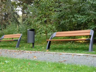 Abfallbehaelter Fly und Parkbank Harmonie