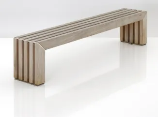 Hockerbank aus Holzbohlen Pure von Runge schlicht und rein