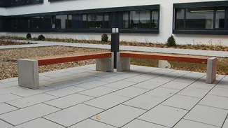 Hockerbank Omnia in Regensburg