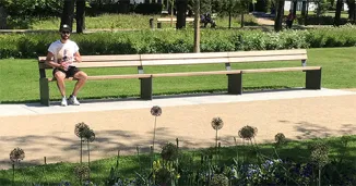 Parkbank Binga auf der LGS Burg