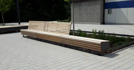 Parkbank Scala in Emmering