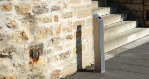 Ascher Smoky in historischer Altstadt